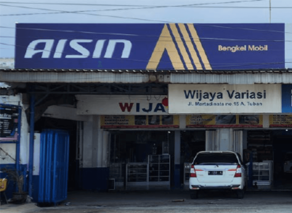 AISIN Garage storefront
